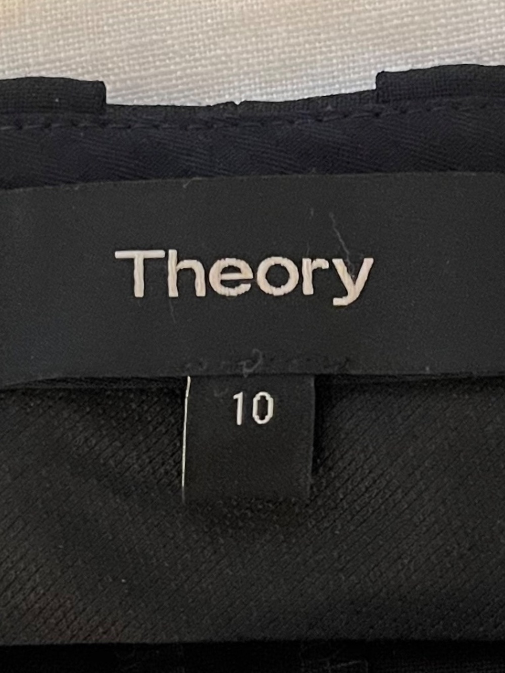 Theory Demitria suit pant - Good Wool size 10 - Picture 6 of 6